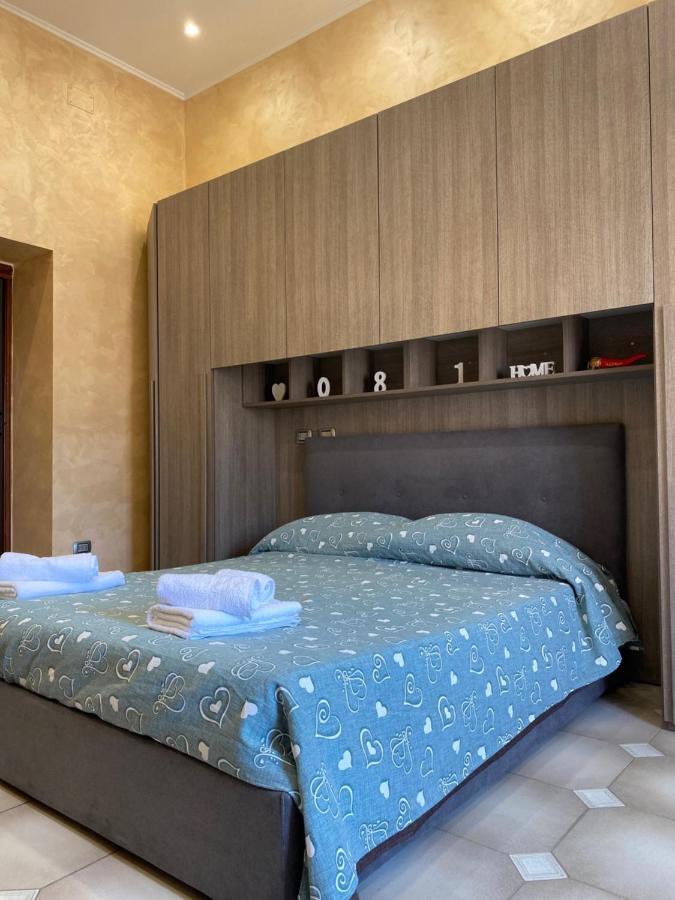 081 Stazione Centrale Home Naples Luaran gambar